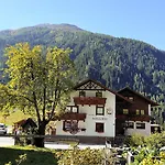 Bergland Lägenhet